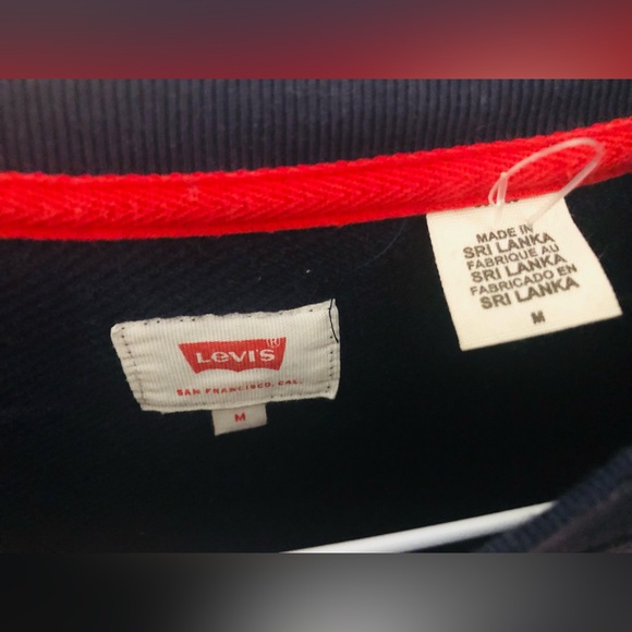 Medium Levi’s sweater - Picture 4 of 5